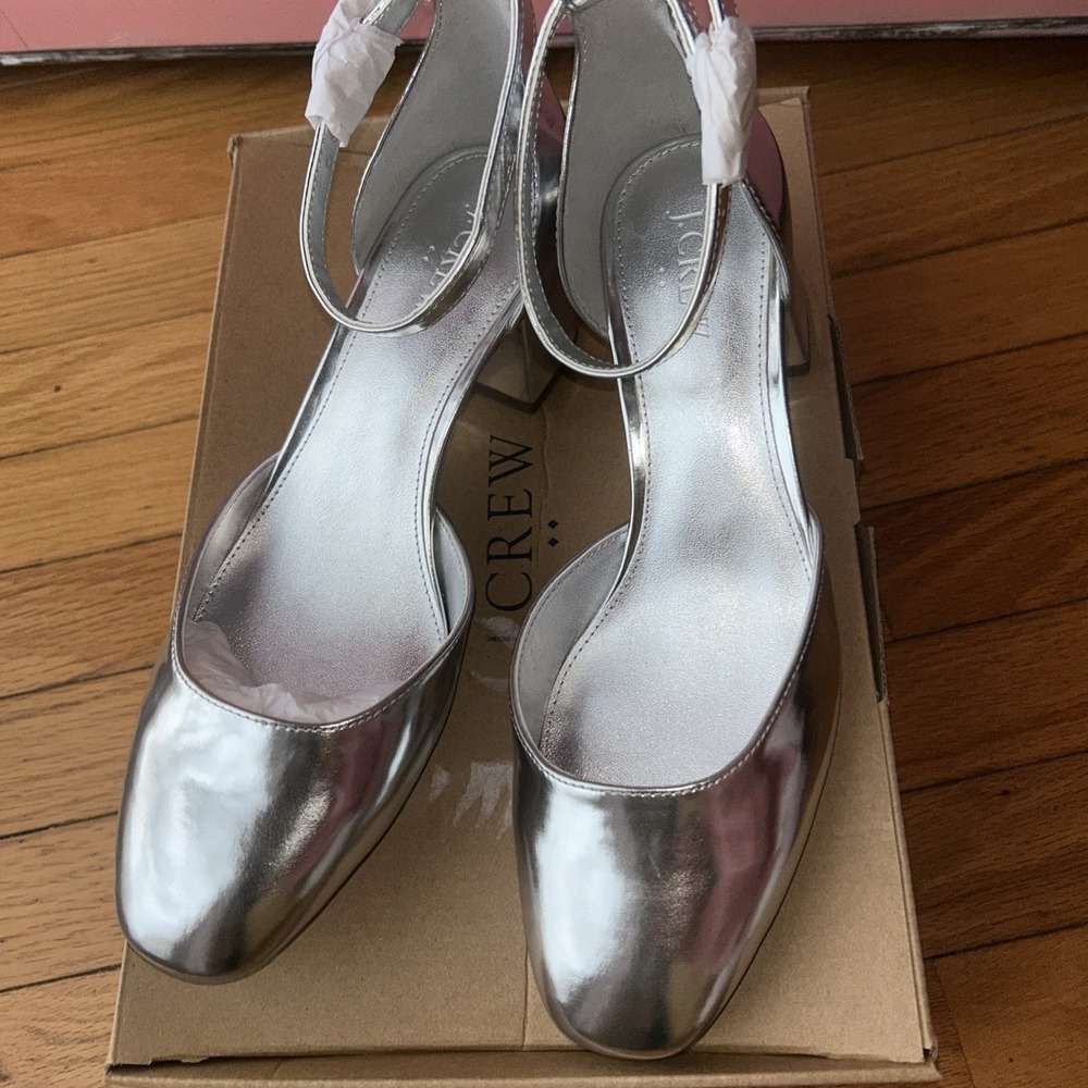 J‎ Crew Silver Metallic Ankle Strap Chunky Heel Shoe Size 8.5 Round Toe NEW